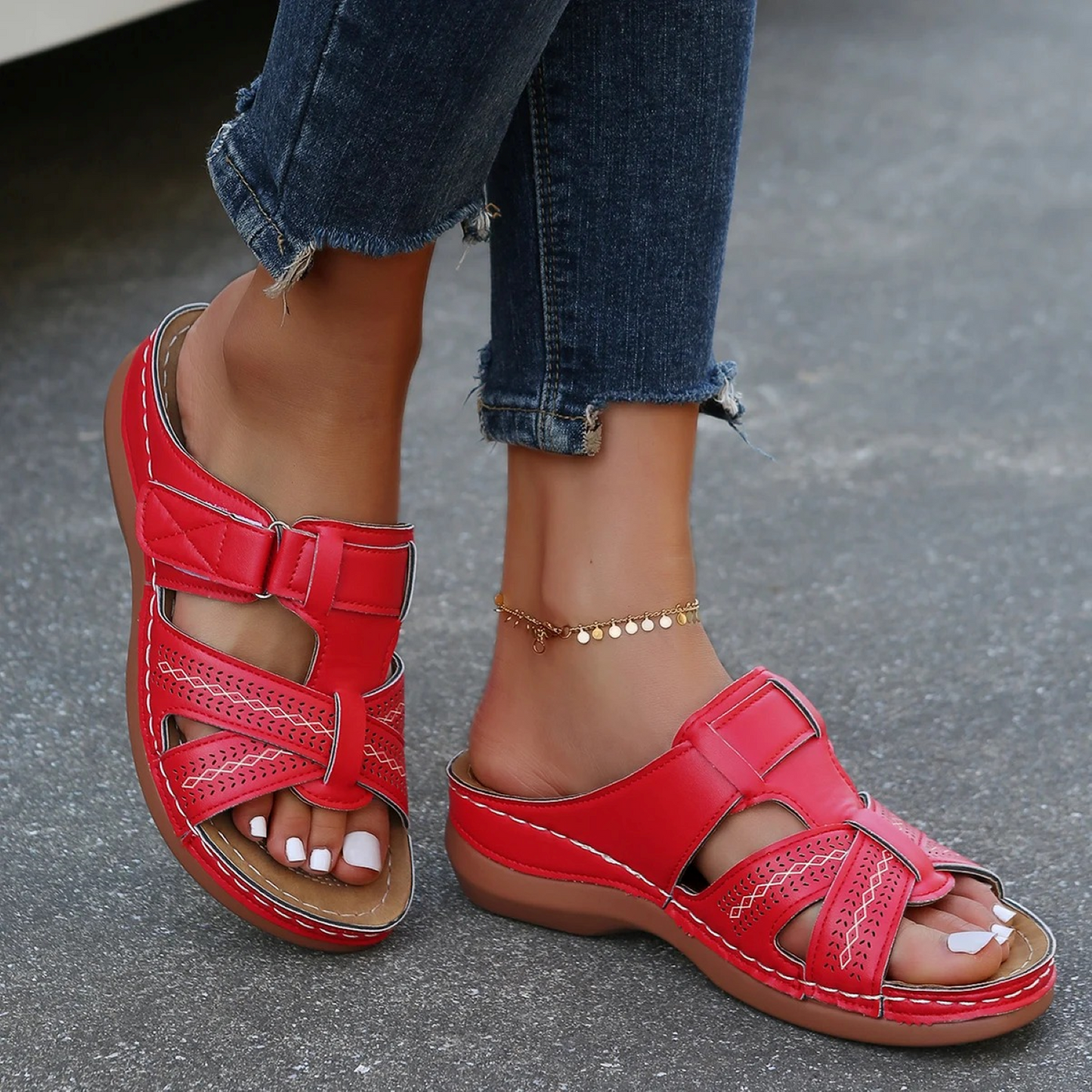 Women's open-toe leather sandals - Aurora